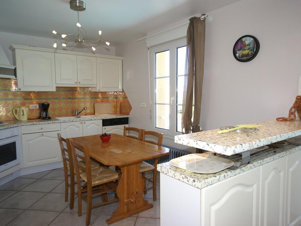 Modern Holiday Home With Private Pool Loubressac Phòng bức ảnh