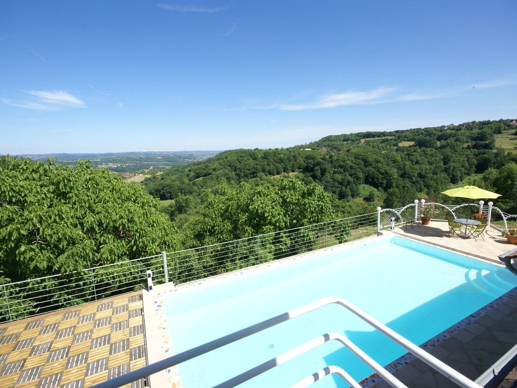 Modern Holiday Home With Private Pool Loubressac Phòng bức ảnh